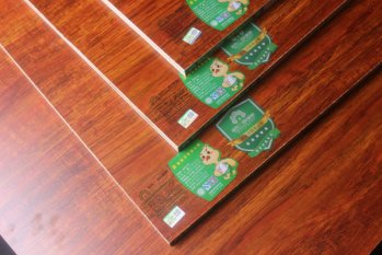 裝修購買板材選重的好，還是輕的好？